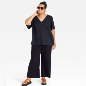 Women’s plus size short sleeve blouse black Ava & Viv size 3X new